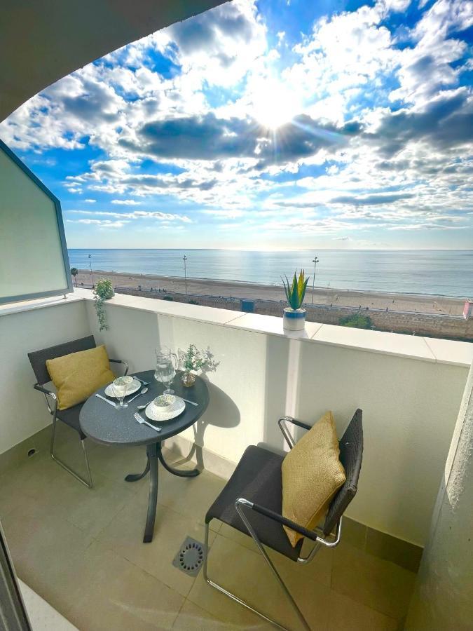 Gatu Villa Camarote Con Vistas Al Mar , Preferente Mayores De 25 Anos Y Familias Cádiz Exterior foto